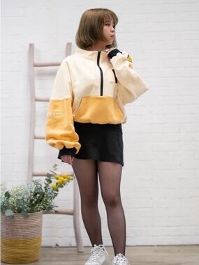 Bee Cozy Jacket FUWAFFY Half-Zip Pullover Hoodie in Cream and Mustard